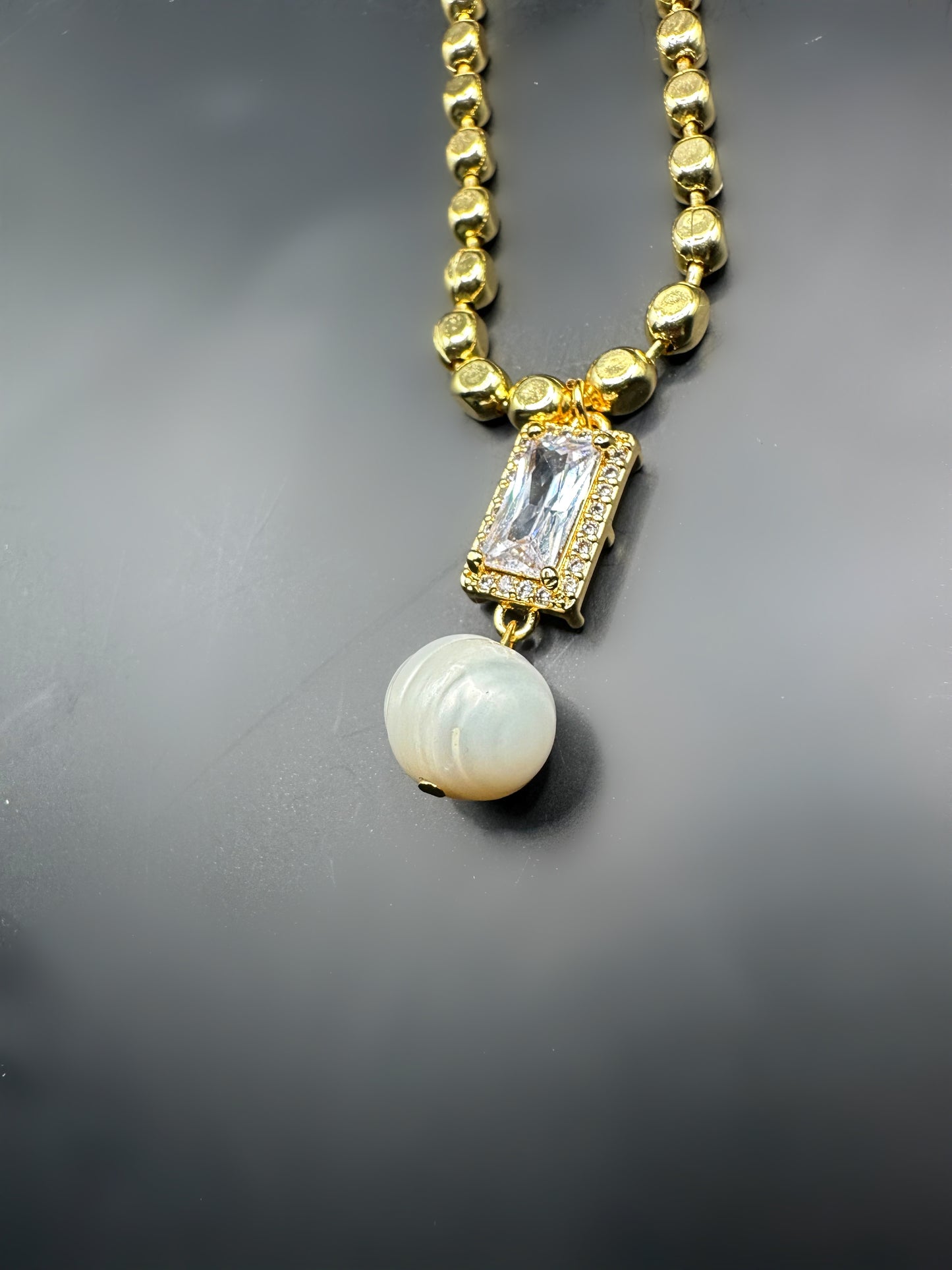 Mother of pearl necklace