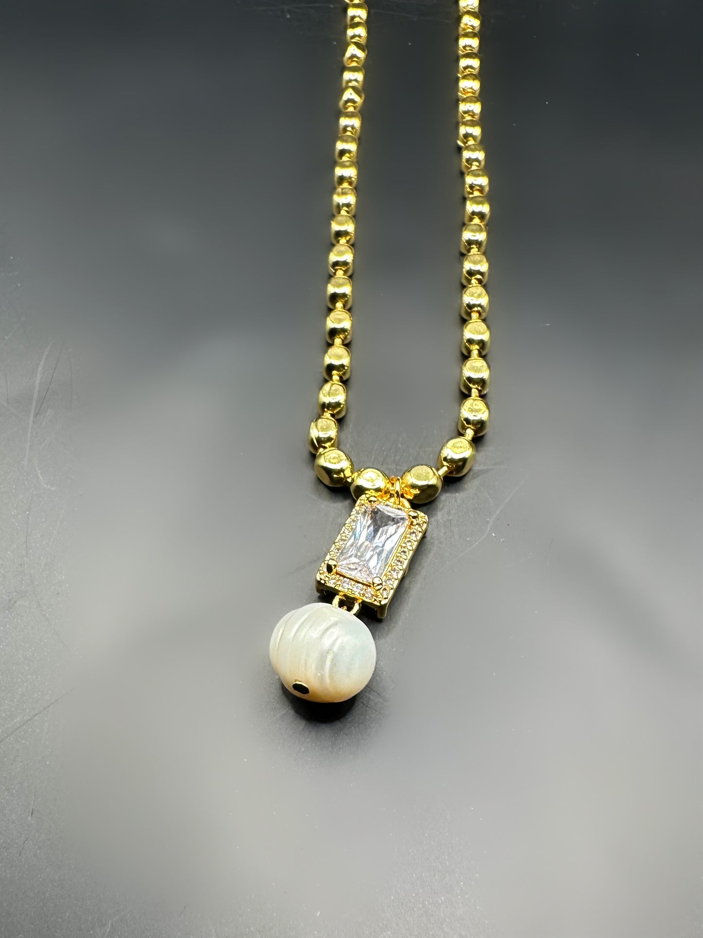 Mother of pearl necklace